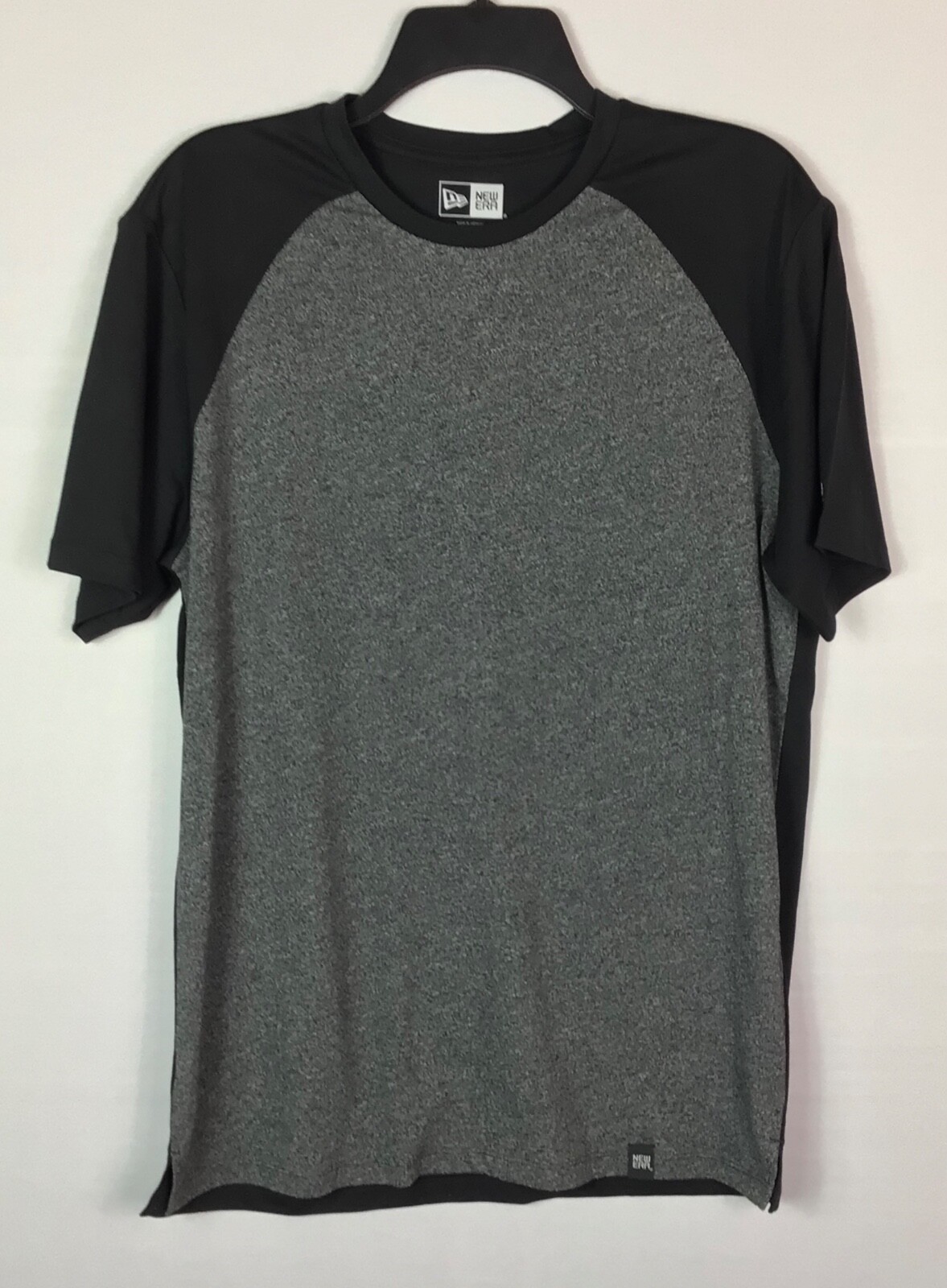 NEW ERA T-Shirt Men’s Med Black Gray Heather 3/4 Sleeve Colorblock Raglan Sleeve