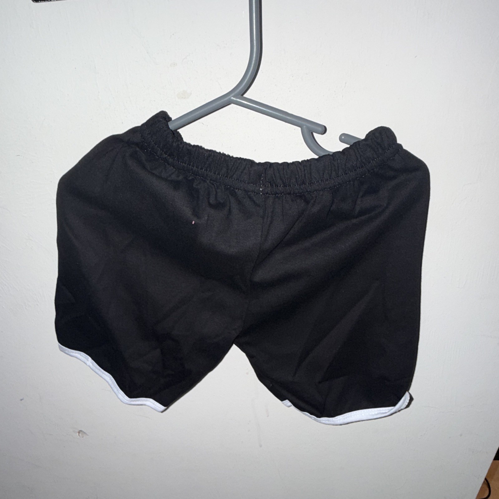 t-shirt and shorts gallery