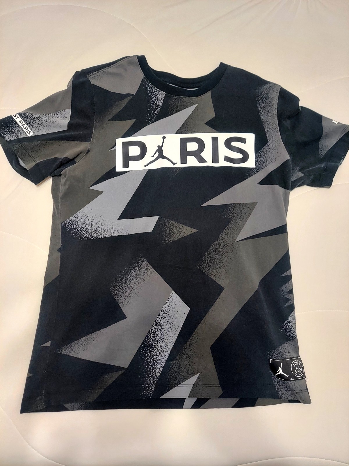 Air Jordan X Paris Saint Germain T Shirt Mens Medium Black Patch Logo Geometric gallery