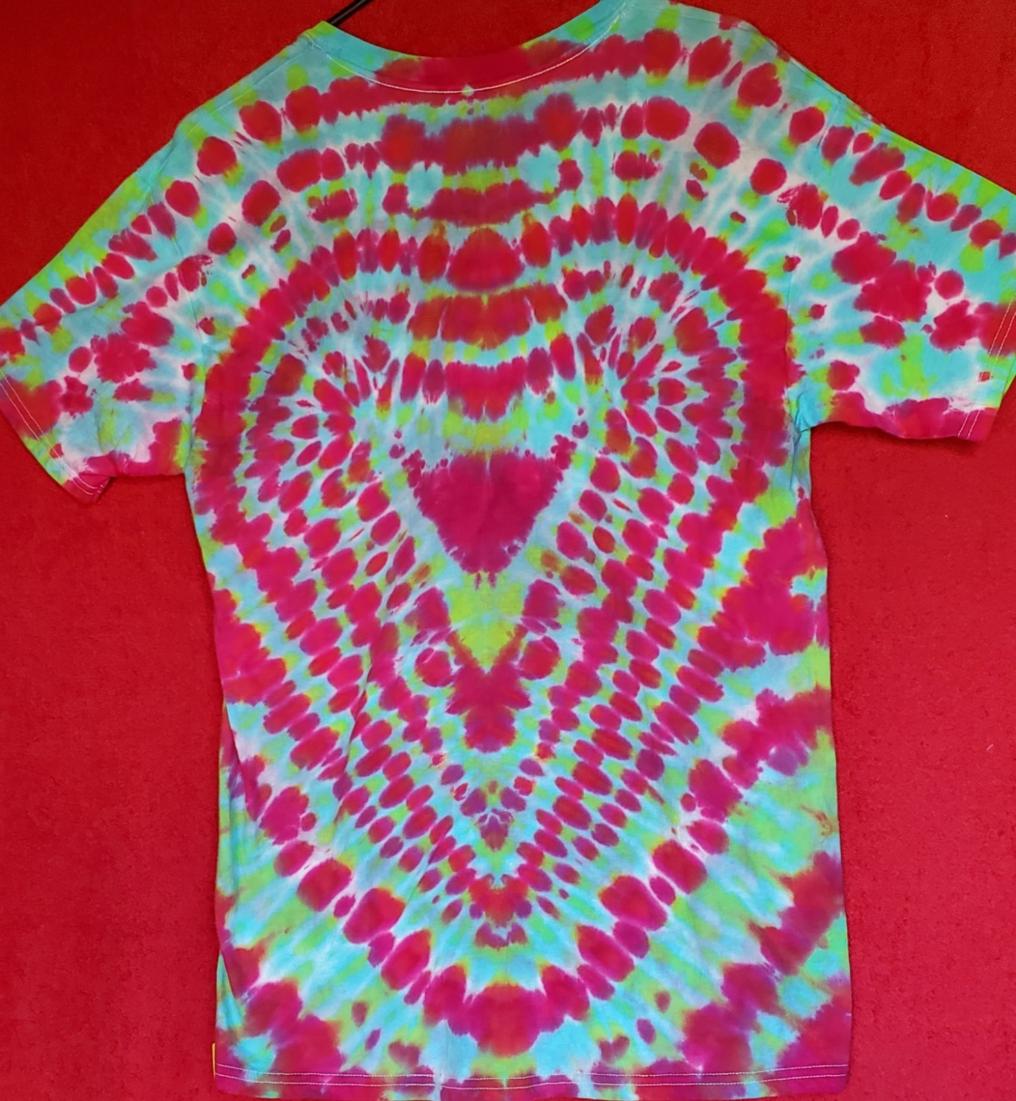HANES SIZE MEDIUM 100% Cotton Tye Dyed Shirt Pre-washed WON'T FADE VERY SOFT gallery
