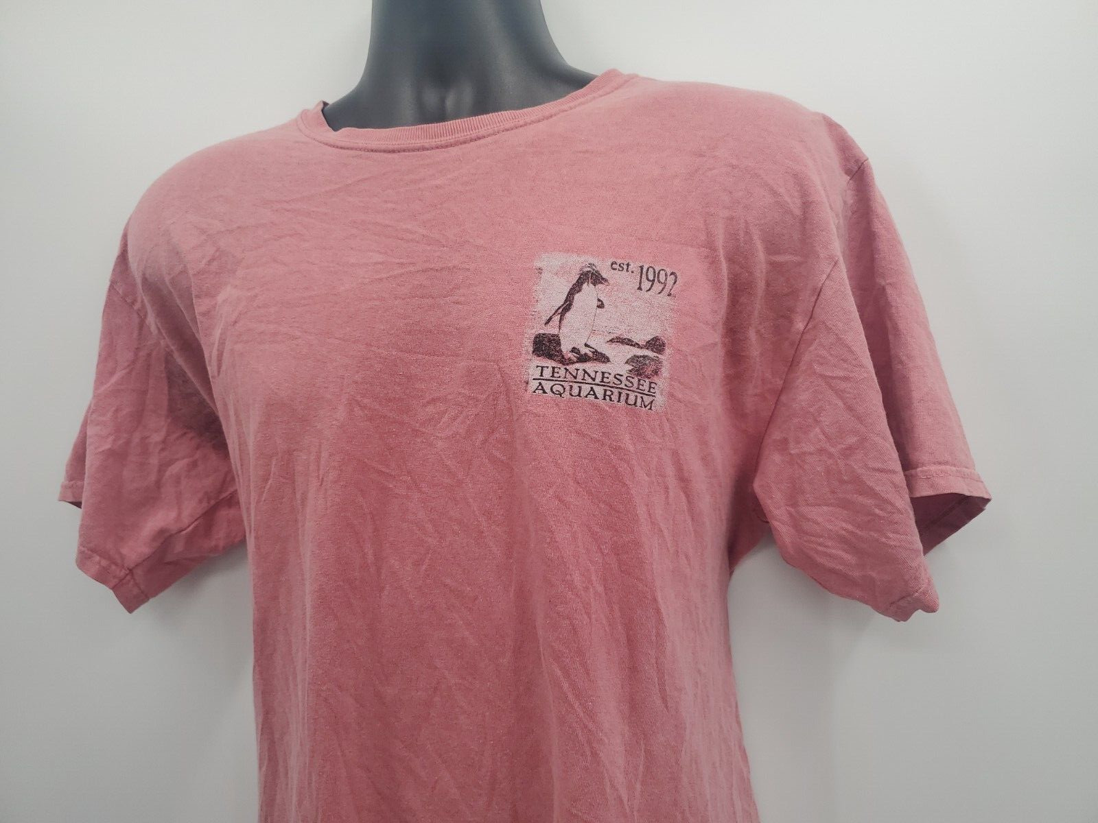 RFBF Men's Pre Shrunk Washed Pink "TENNESSEE AQUARIUM" Shirt Size Large gallery