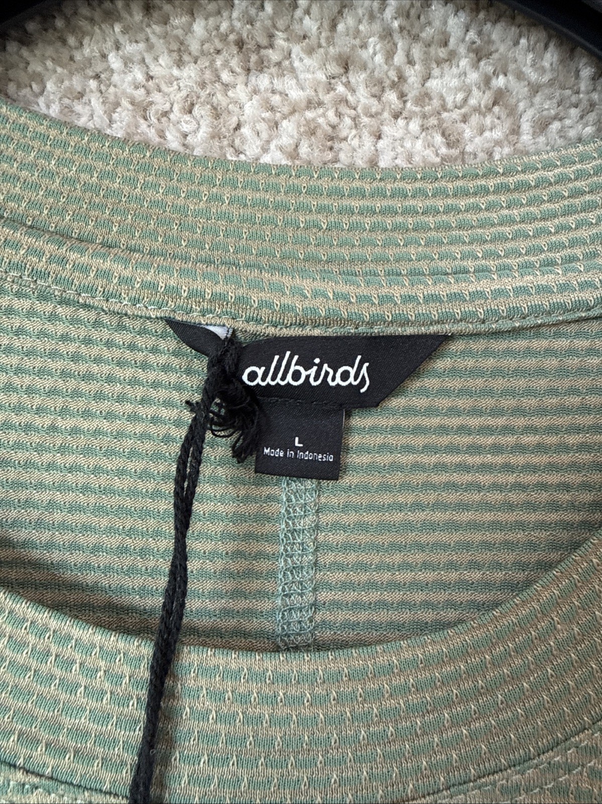 Allbirds Natural Run Long Sleeve Shirt Mens Size Large Green Merino Wool Blend gallery