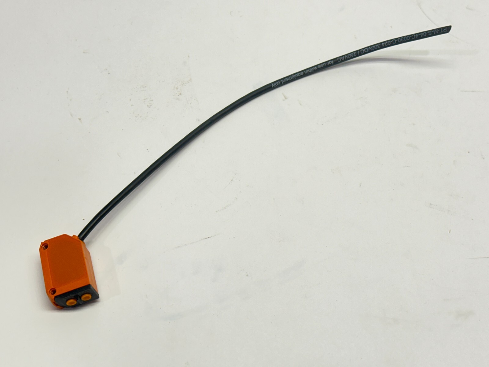 Ifm O6H707 Diffuse Sensor with Background Suppression O6HLFPKG/0,30m/US CUT END