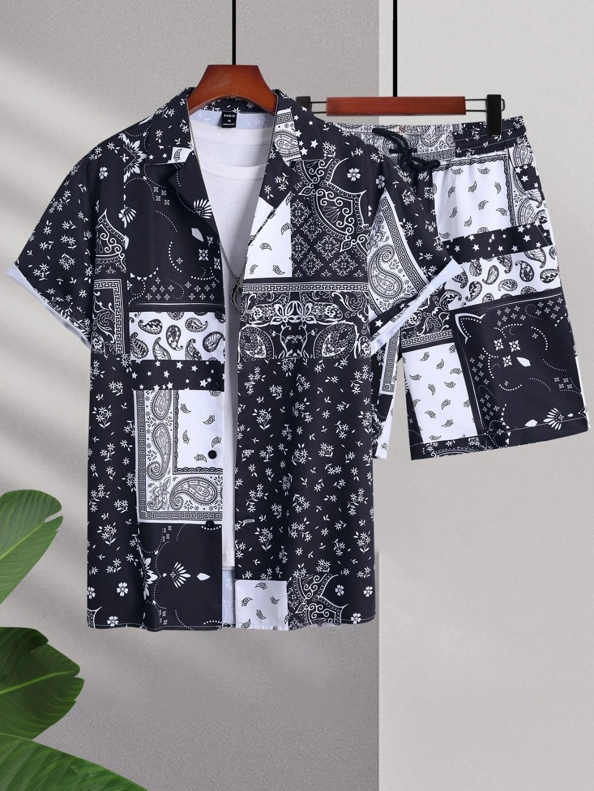 Men Summer Outfit 2-Piece Set Short Sleeve T-Shirt and Shorts Sweatsuit Set gallery