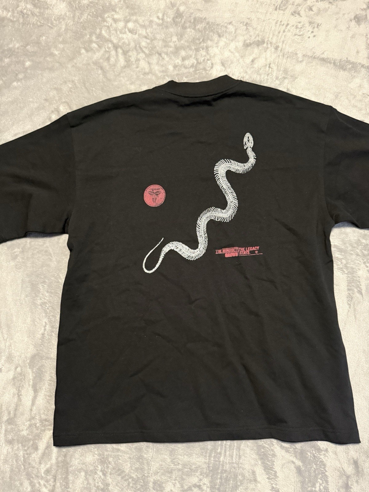 Kobe Legacy T-Shirt Black Mamba Shakawear Heavy Cotton Size M gallery