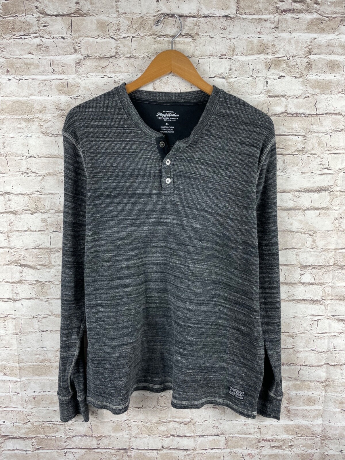 Flag & Anthem Mens XL Gray Long Sleeve Henley Shirt