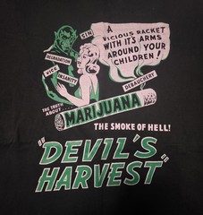 Marijuana The Devil’s Harvest Movie Poster T-shirt 3XL Propaganda Graphic Print