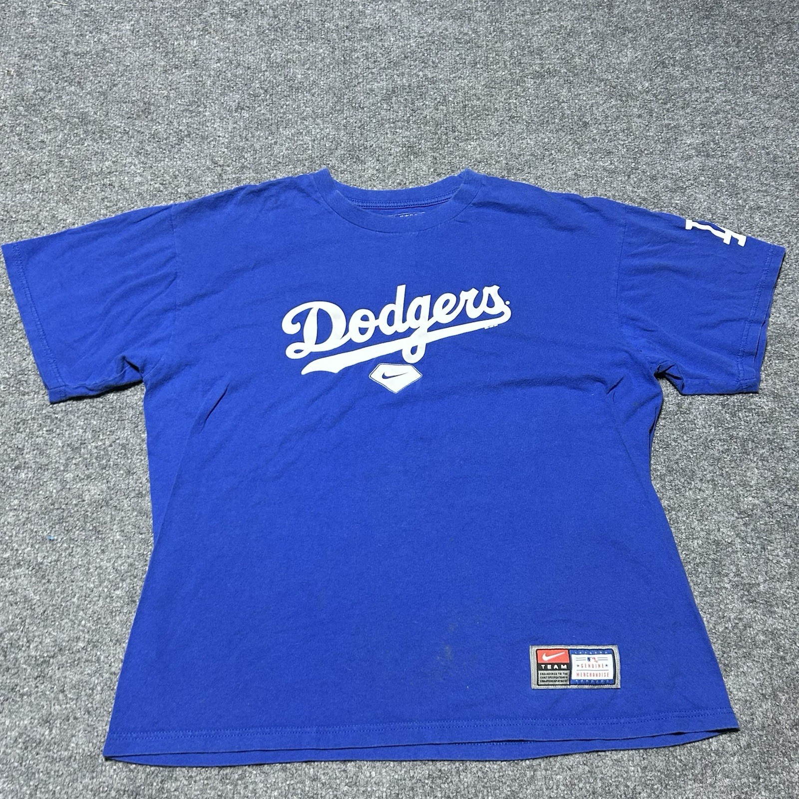 Vintage 2008 Los Angeles Dodgers Nike Swoosh T-Shirt Size M Y2K