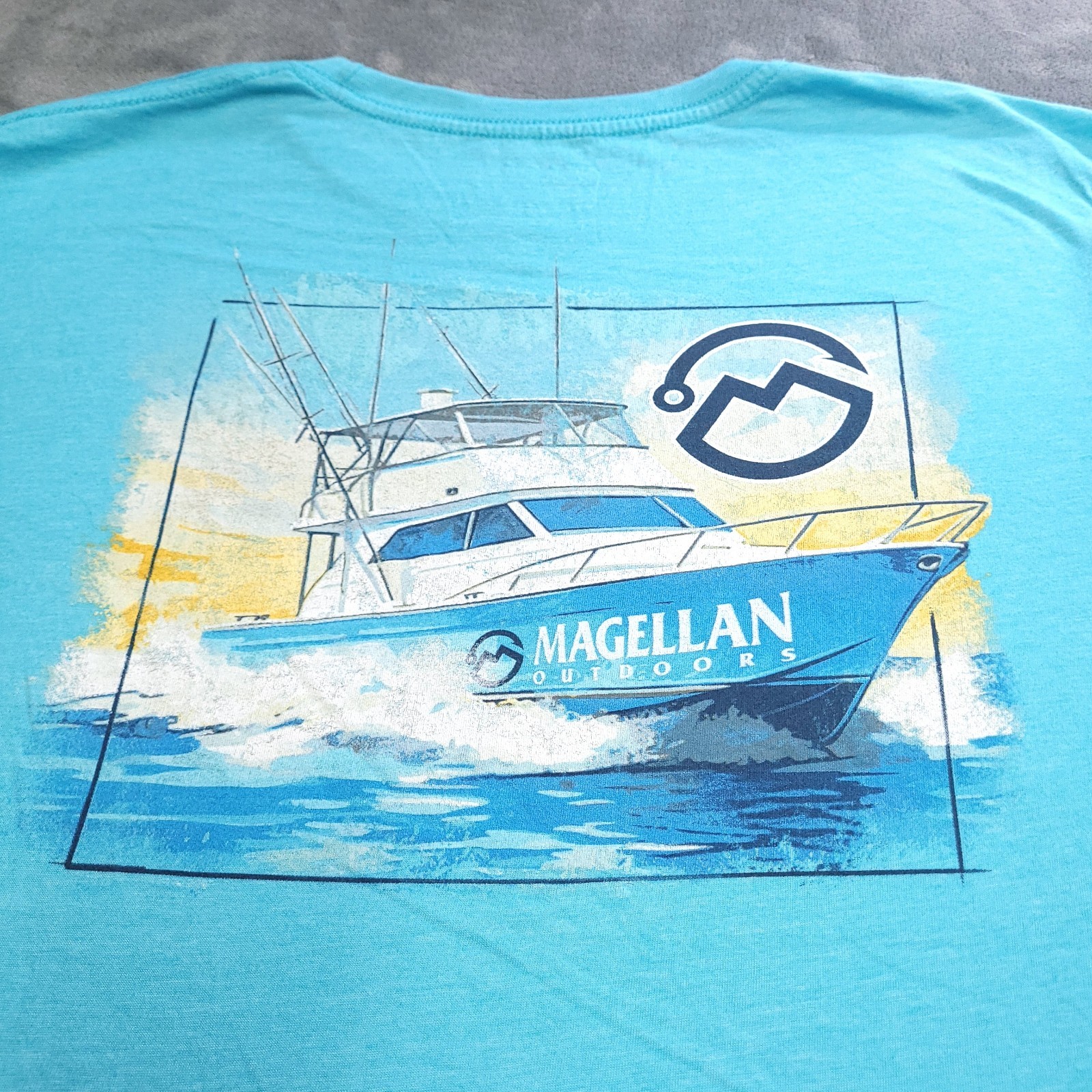 Magellan Outdoors Charter Fishing Boat Large Shirt USA Blue Sportsman Ocean Sea