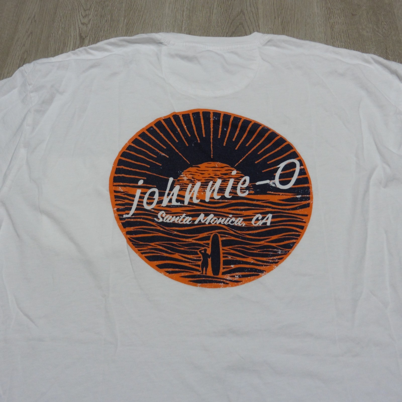 Johnnie-O Men's XXL Surf Sunshine T-Shirt White SS Crew Neck Flawed gallery