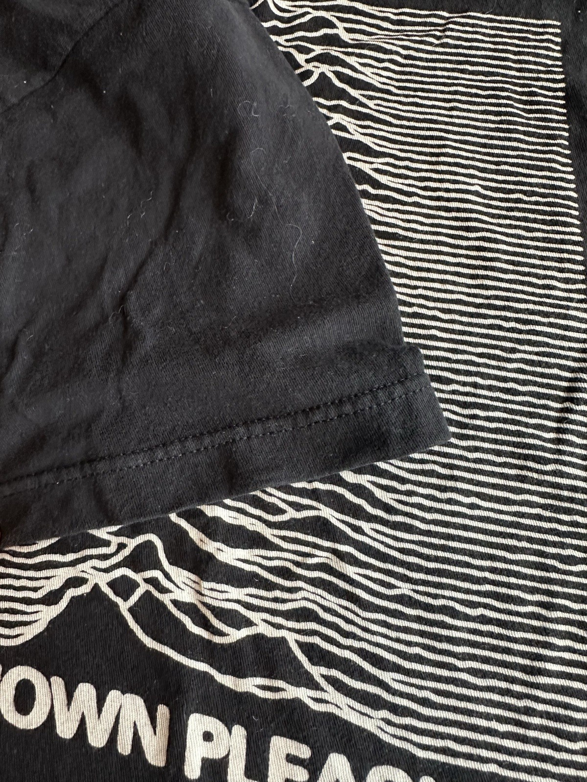 Joy Division Unknown Pleasures Men’s Punk Band Tee Black Y2K XL 23x29 gallery