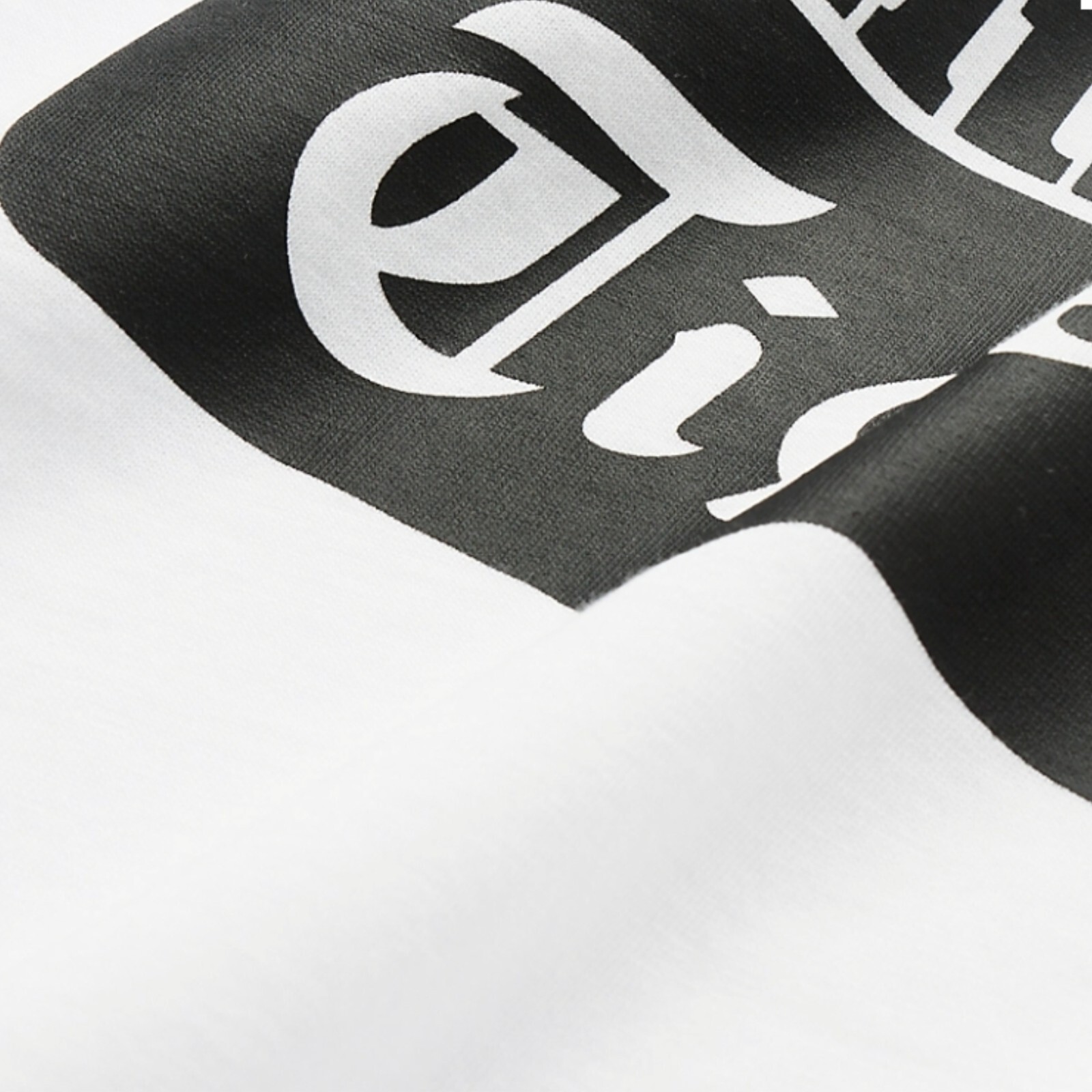 Onitsuka Tiger LOGO TEE 2183B173 Unisex WHITE/BLACK T-shirt gallery