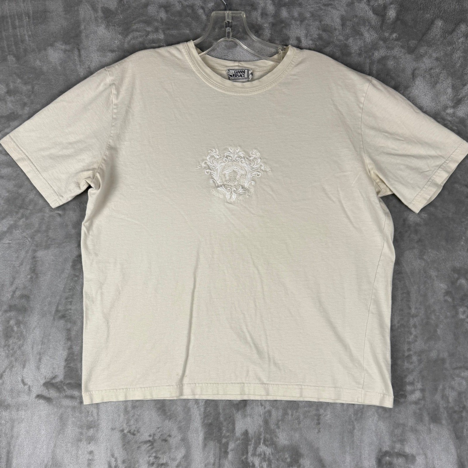 Vintage Gianni Versace Mens Cream Medusa Embroidered T Shirt Size Large