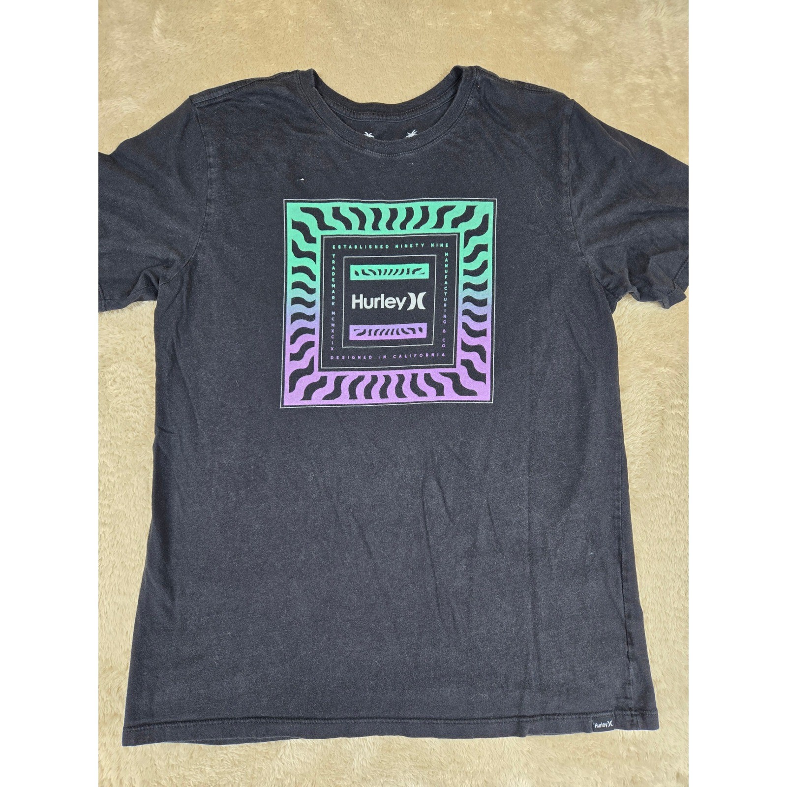 Hurley Mens T Shirt Size S Black Everyday Washed Graphic Print Short Sleeve