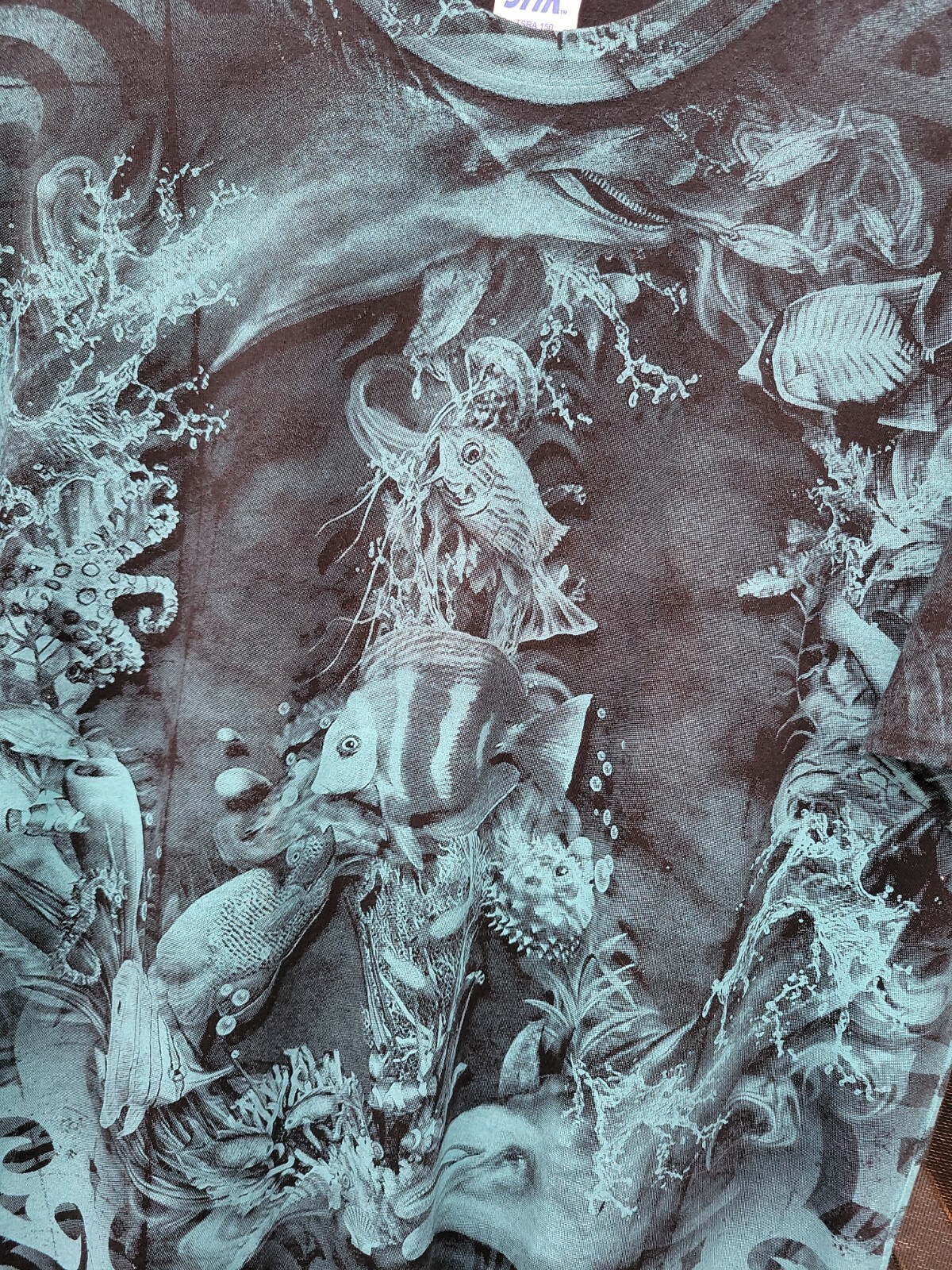 Vintage 90s All Over Print AOP Tropical Fish Cozumel T Shirt Outdoors Nature M L gallery
