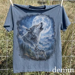 Vintage Howling Wolf Graphic Tee Full Moon Wildlife Animal Shirt