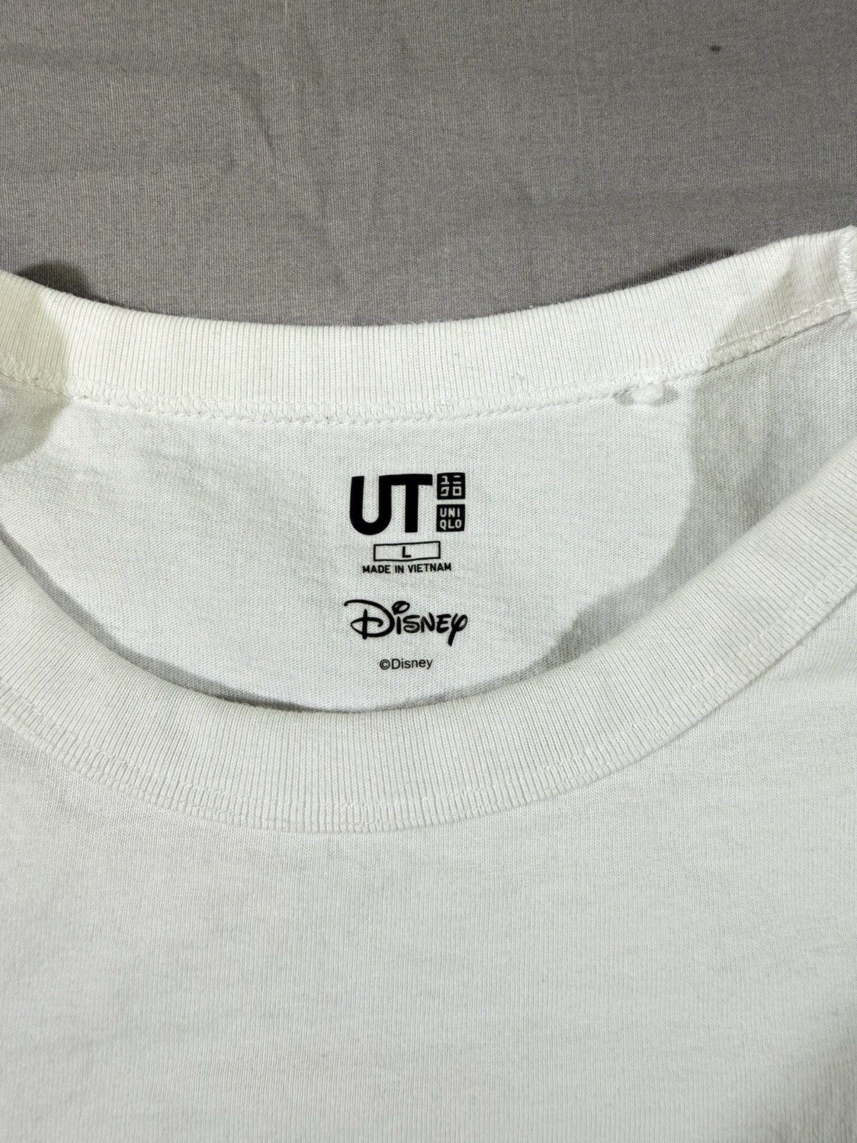 Uniqlo X Disney Retro Style Mickey Mouse T-Shirt Men’s Large gallery