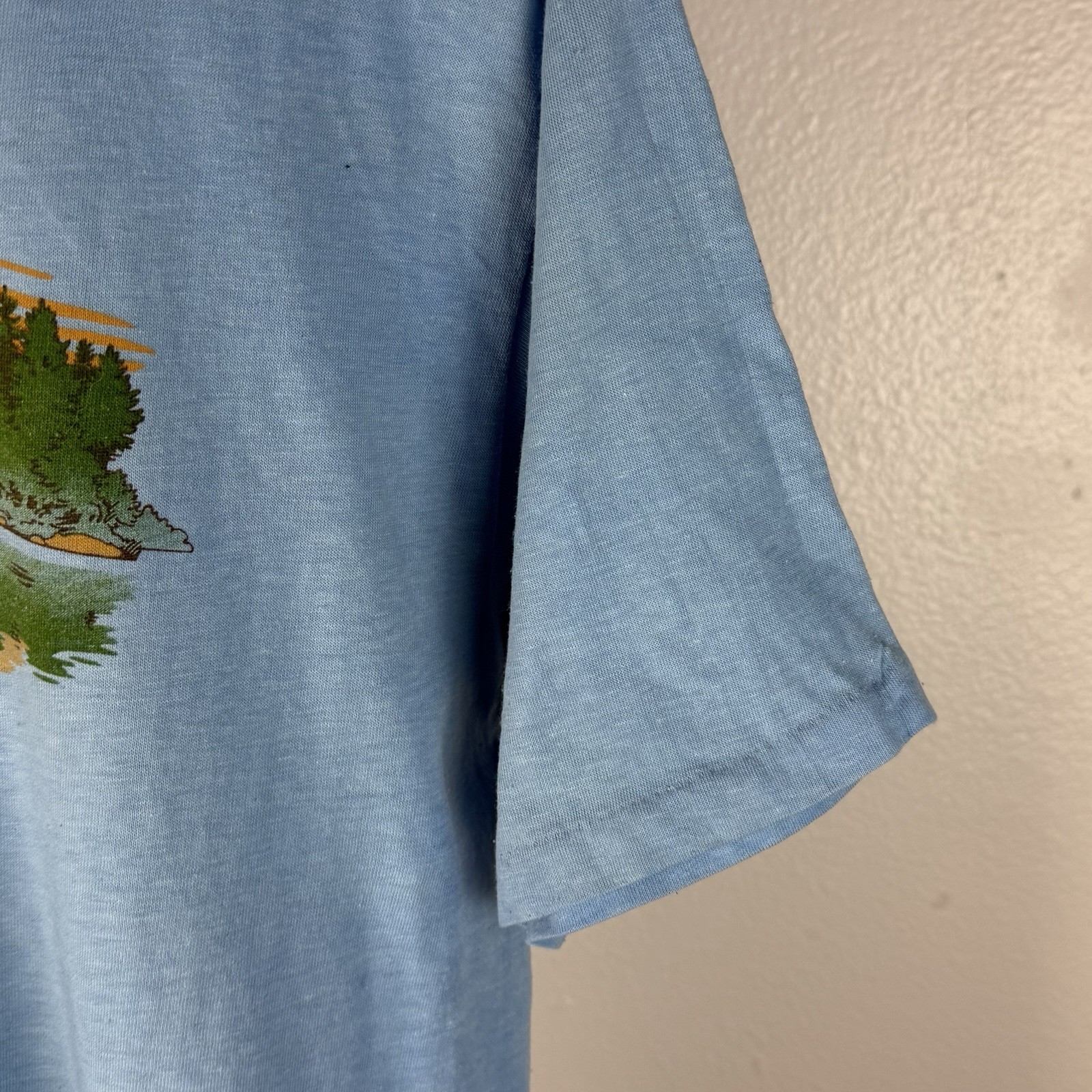 Vintage 70’s Eddie Bauer Coming Attractions ICONIC Logo USA T Shirt Size Large gallery