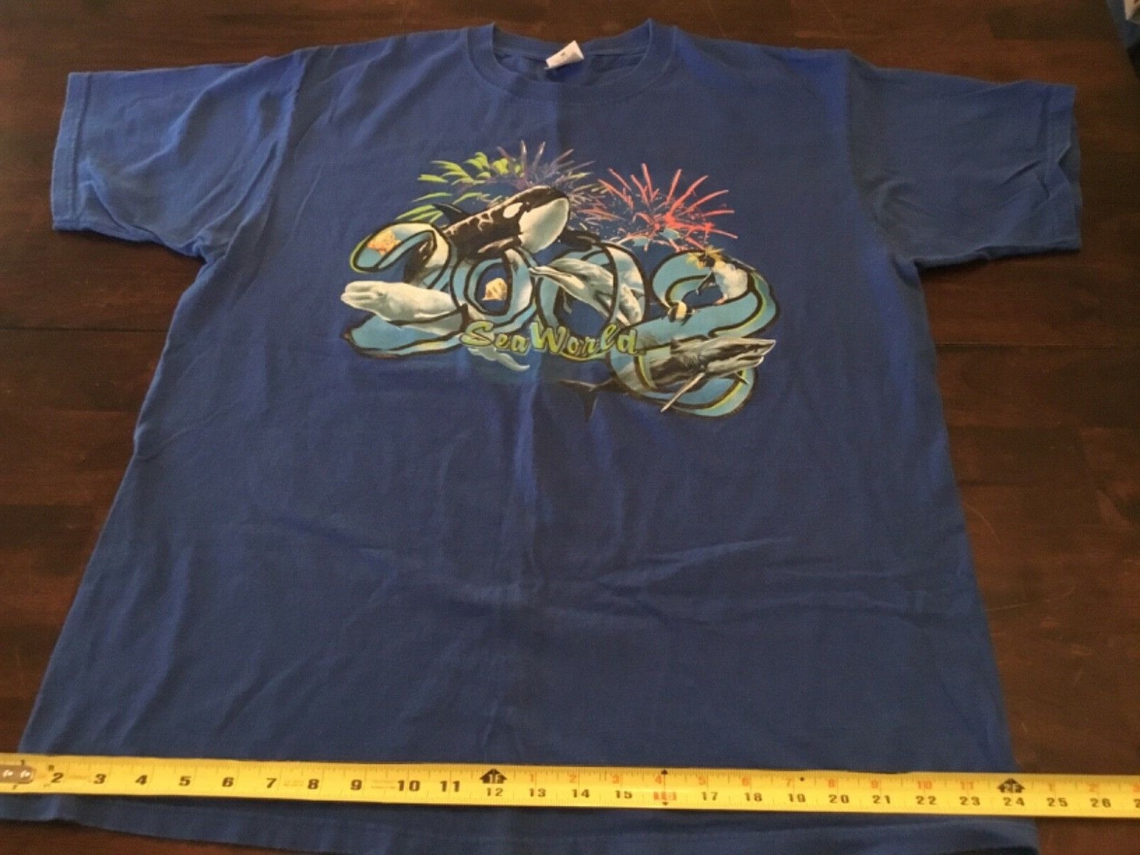 SEA WORLD GRAPHIC T-SHIRT ( MENS X-LARGE ) 2008 BLUE PREOWNED