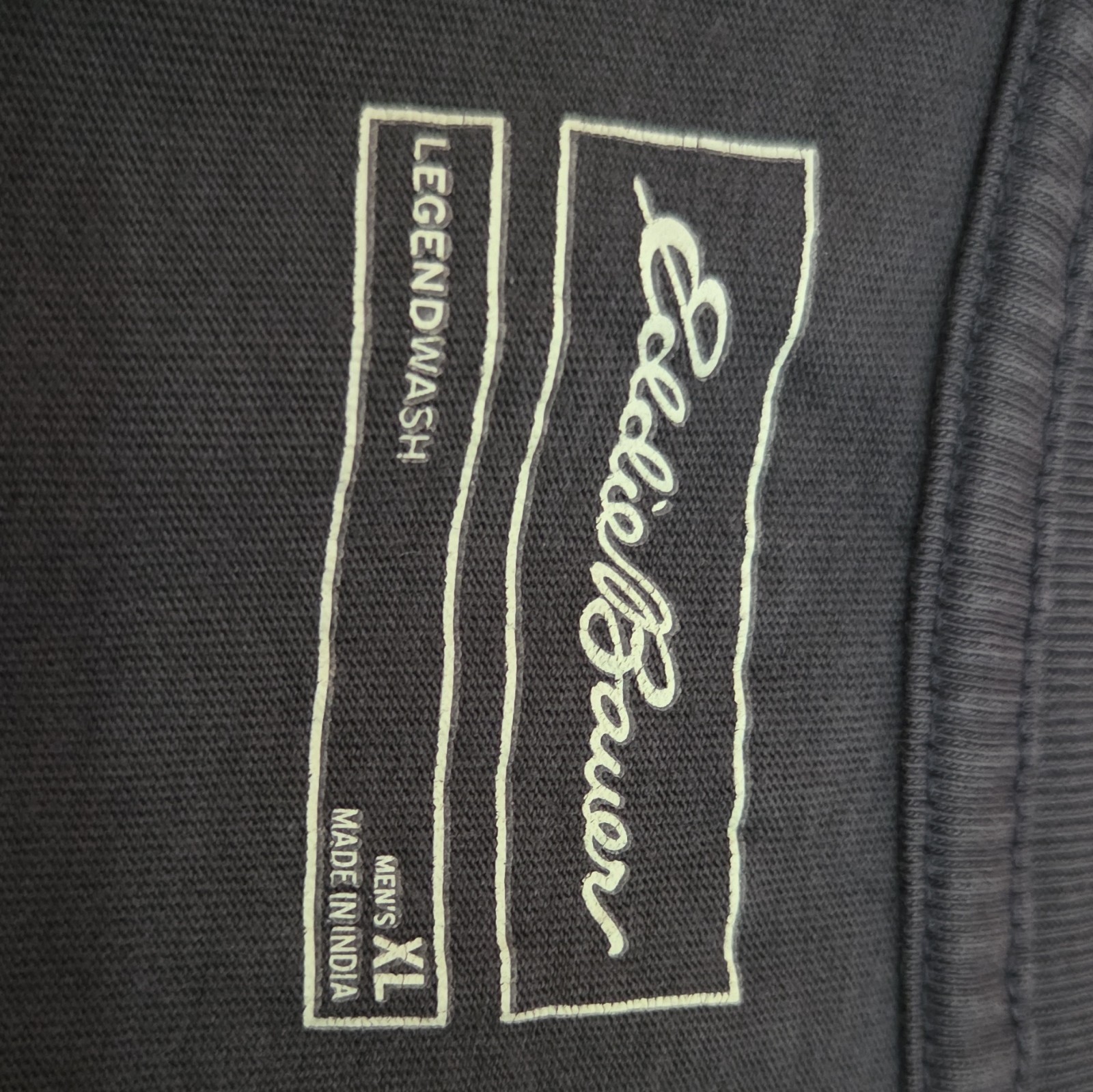 Eddie Bauer LegendWash Men's Solid Crew Neck Short Sleeve Black Logo Tee XL gallery