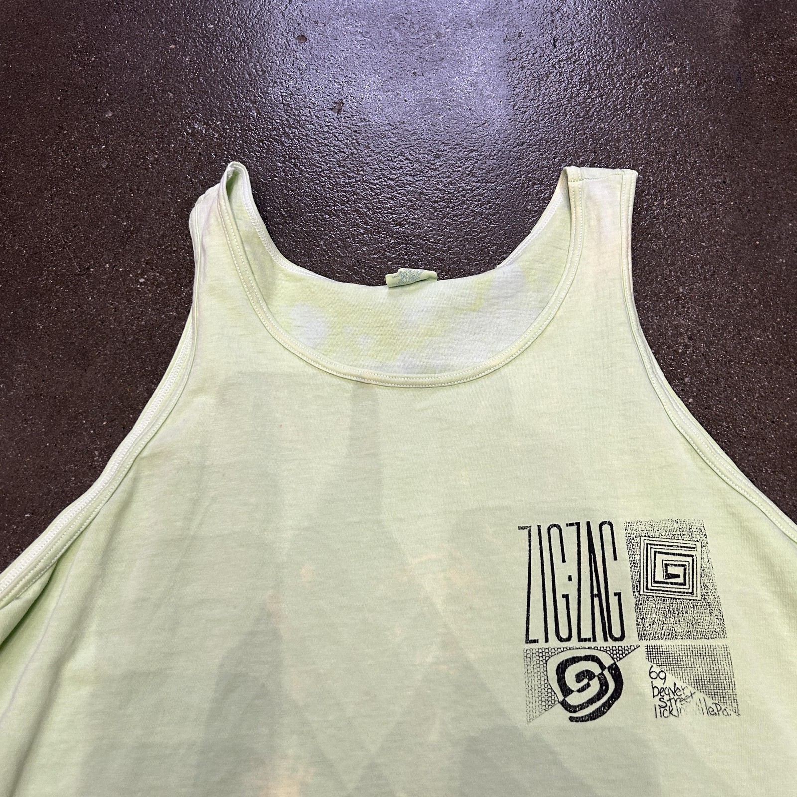 Royal First Class Zigzag Shirt Mens XL Green Graphic Tank Top Lickingville gallery