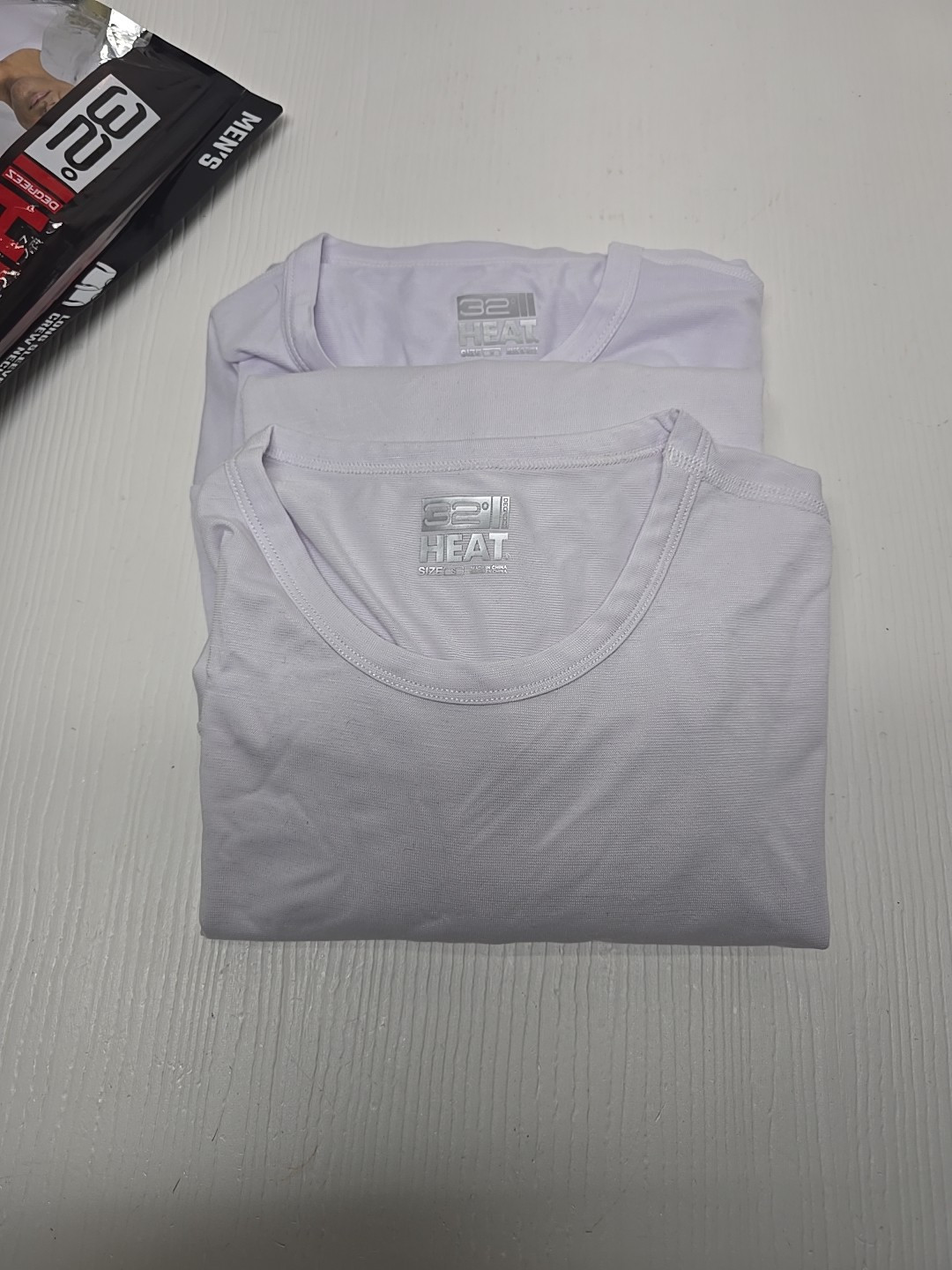 32 Degrees Heat T-Shirt Mens S Both White Quick Dry Long Sleeve Crew Neck 2 Pack gallery