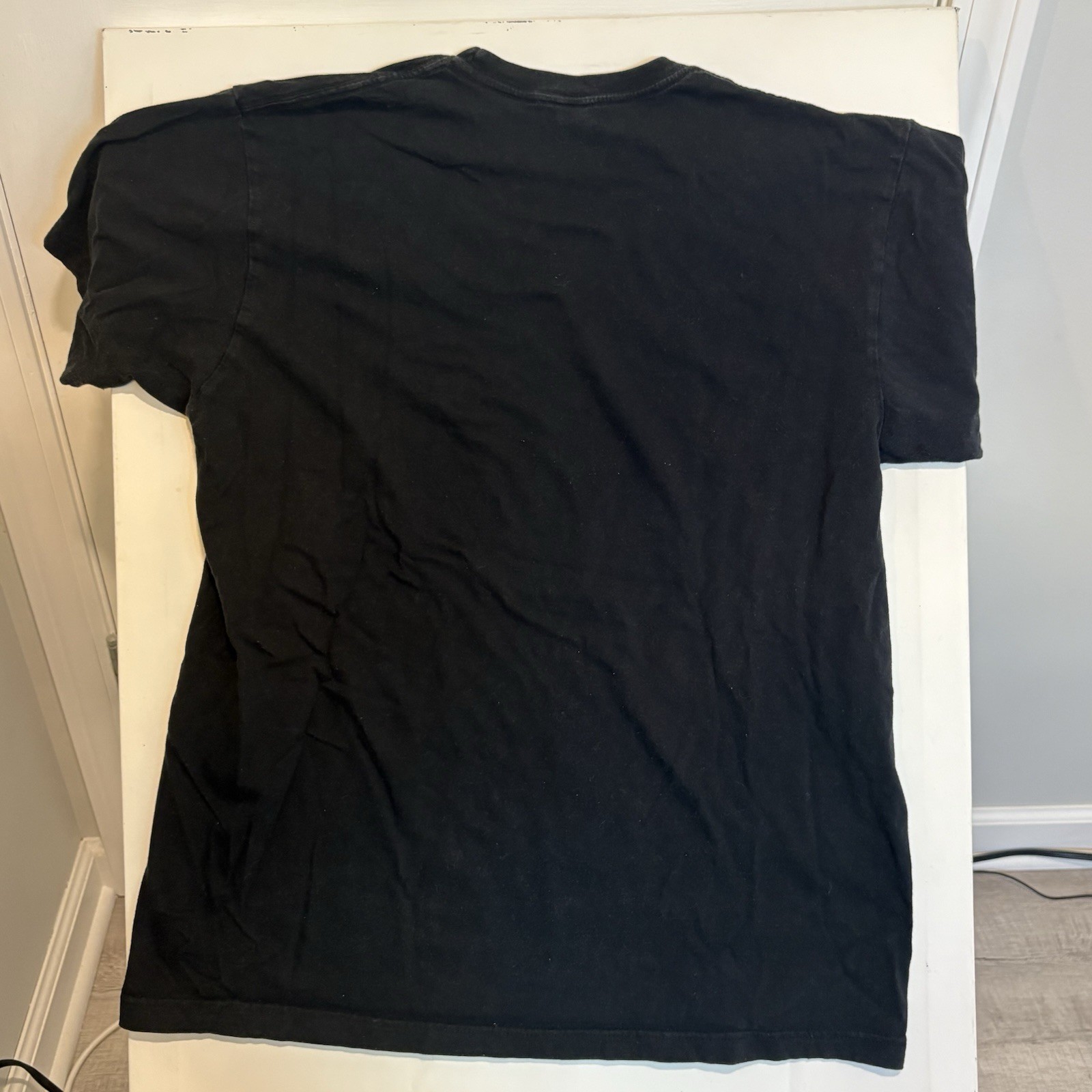 Vintage Y2K Nirvana T Shirt Size XL Black Kurt Cobain Guitar 2005 gallery