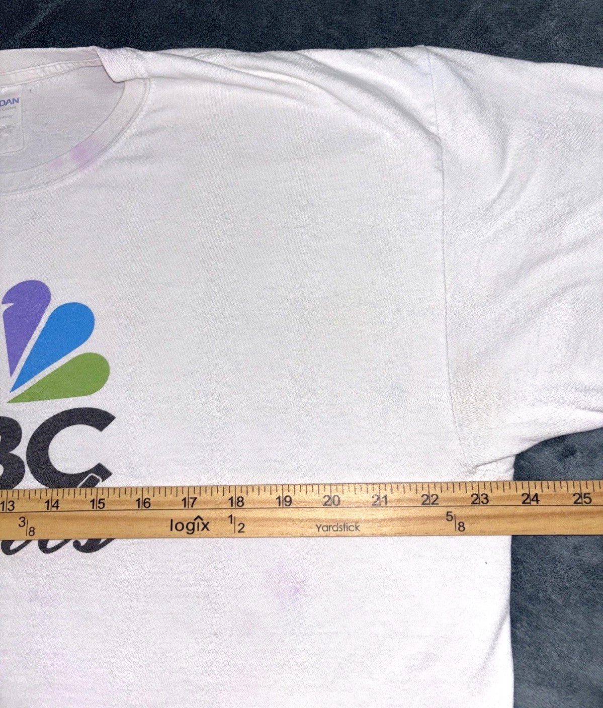 Vintage Gildan Activewear NBC Sports Single Stitch Tshirt Retro XL Sports gallery