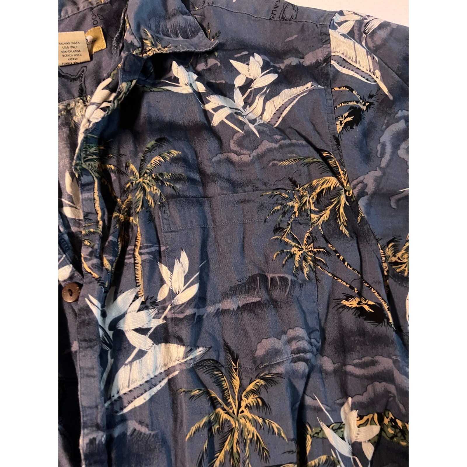 High Surf Hawaiian Shirt Men’s XL Blue Tropical Print 100% Cotton Beach Aloha