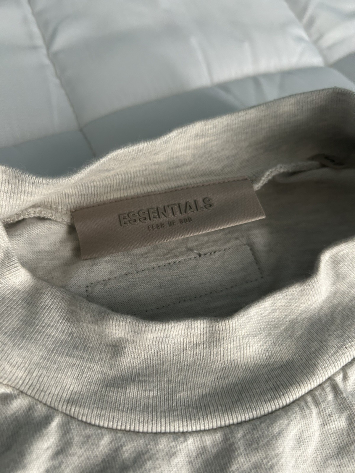 Fear of God ESSENTIALS Mens Light Oatmeal Graphic Crew Neck Cotton T-Shirt S gallery