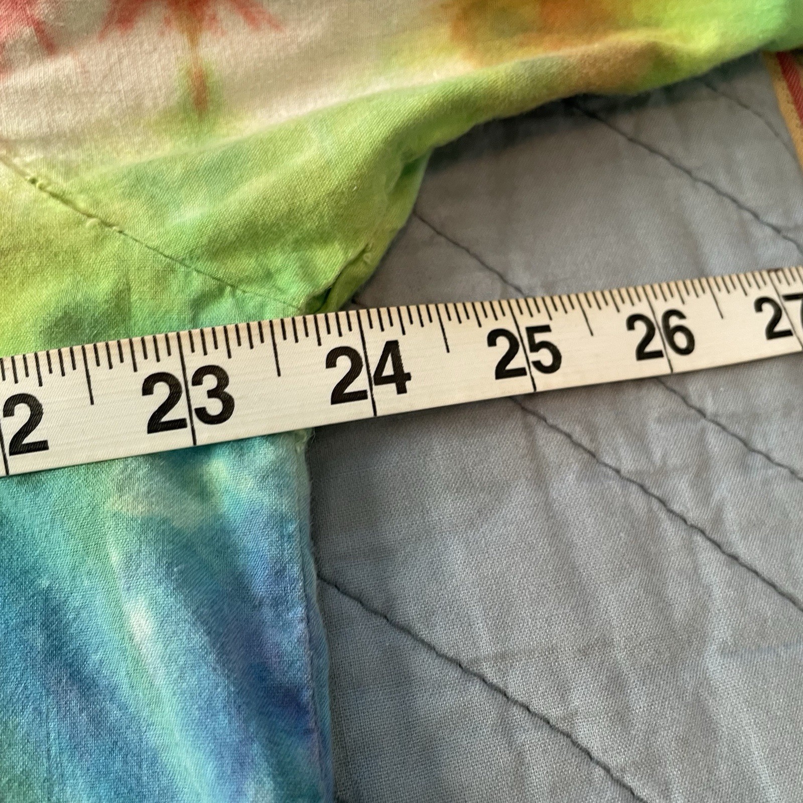 VTG Dharma Trading Co Men’s V-Neck Rainbow Tie Dye Shirt Size Large 100% Cotton gallery