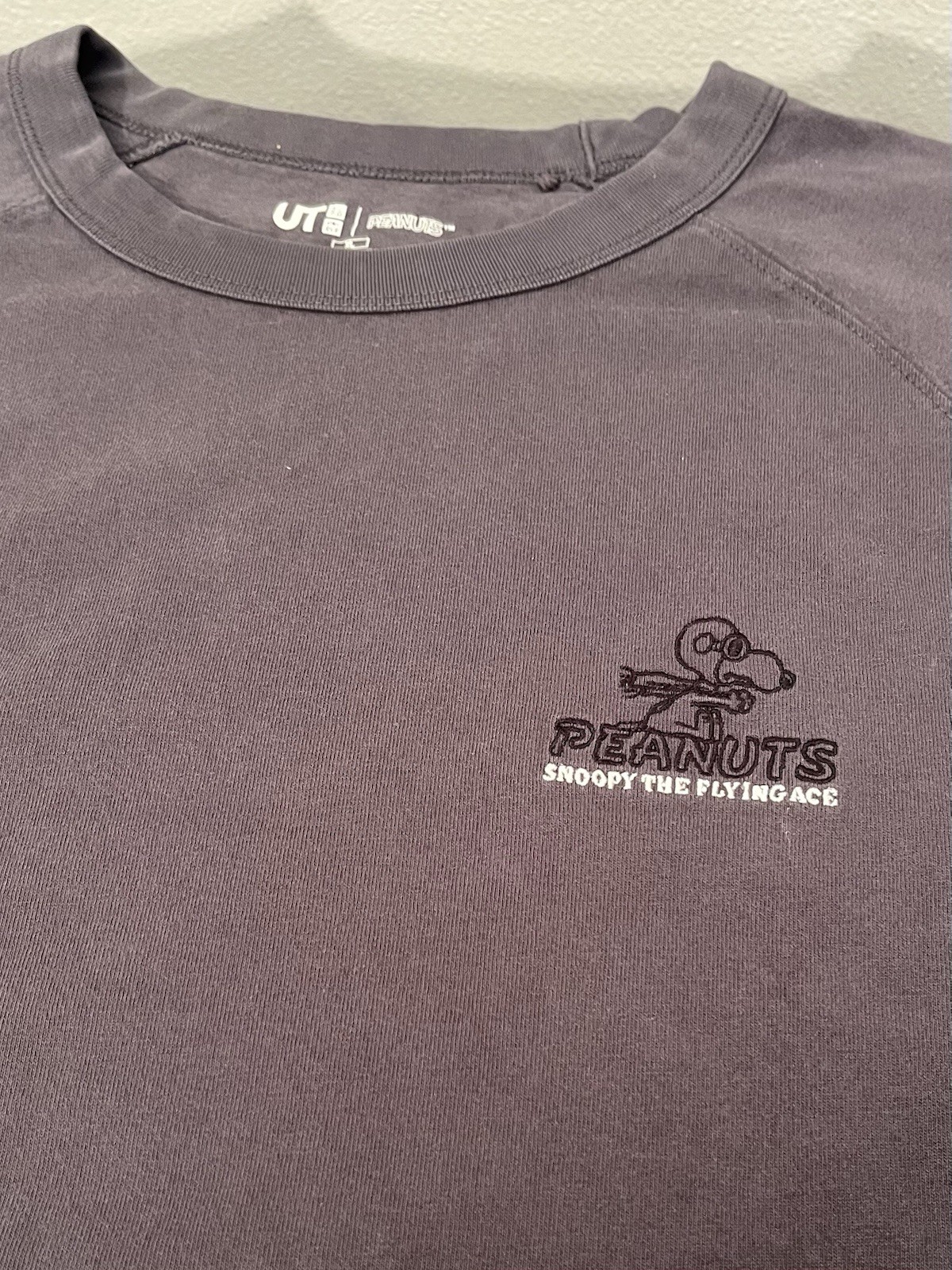 Uniqlo UT Snoopy Flying Ace You Can Be Anything Graphic T-Shirt Size XL Gray gallery