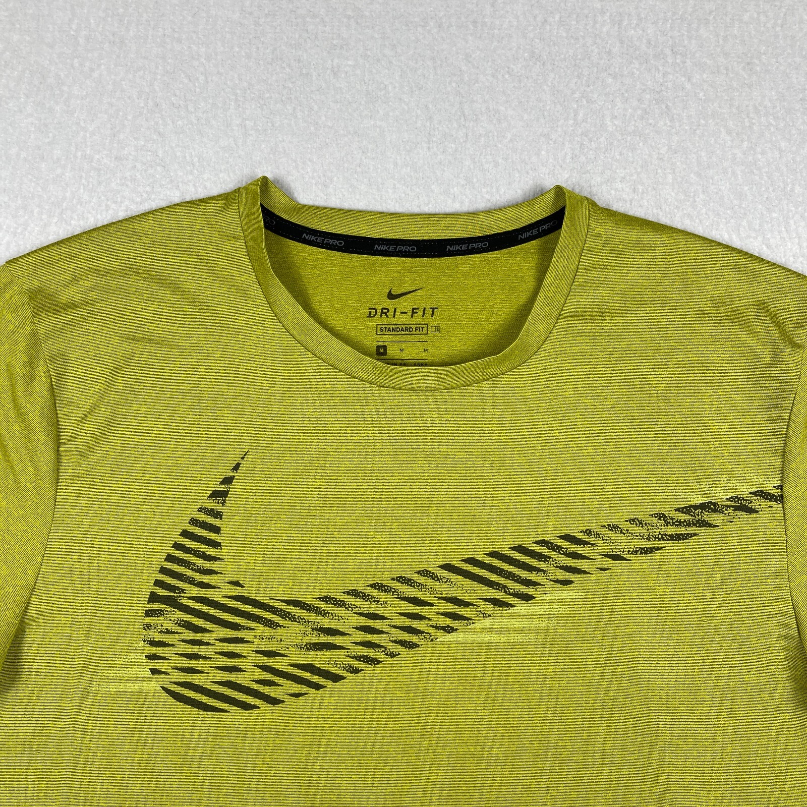 Nike Pro Shirt Mens Medium Running Casual Athletic Tee Travel Gym Workout Jog gallery