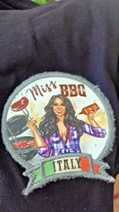 𝐌𝐈𝐒𝐒 𝐁𝐁𝐐 𝐈𝐓𝐀𝐋𝐘 𝐓-𝐒𝐇𝐈𝐑𝐓 | OFFICIAL BBQ APPAREL