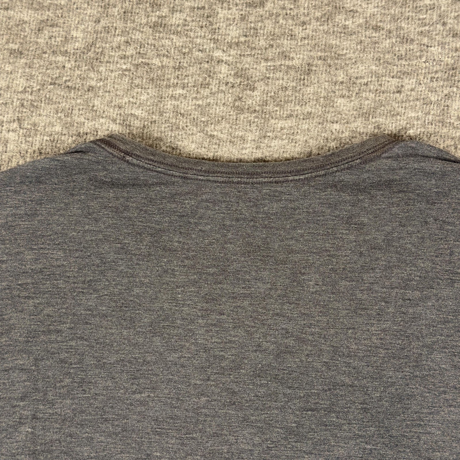 Lululemon Z3 Shirt Mens 2XL Gray Pima Cotton Stretch V Neck Tee T-Shirt Soft gallery