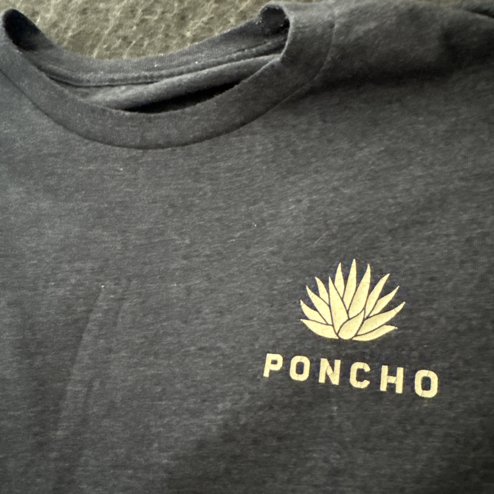 Poncho Outdoors Fishing T-Shirt Lot Men Sz M Gray Blue Crewneck Soft Cotton Rd* gallery