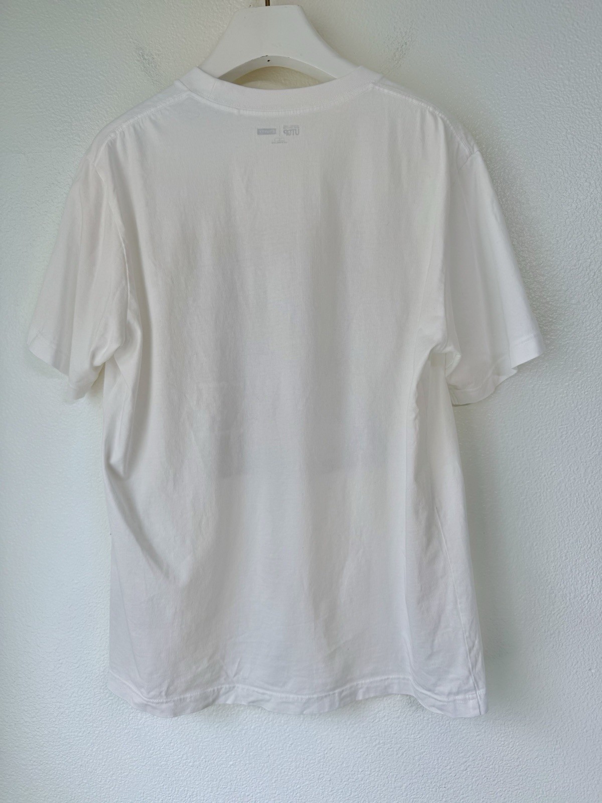 Uniqlo UTGP Louvre Museum Dog Art Graphic Tee White Size L | Paws of the Louvre gallery