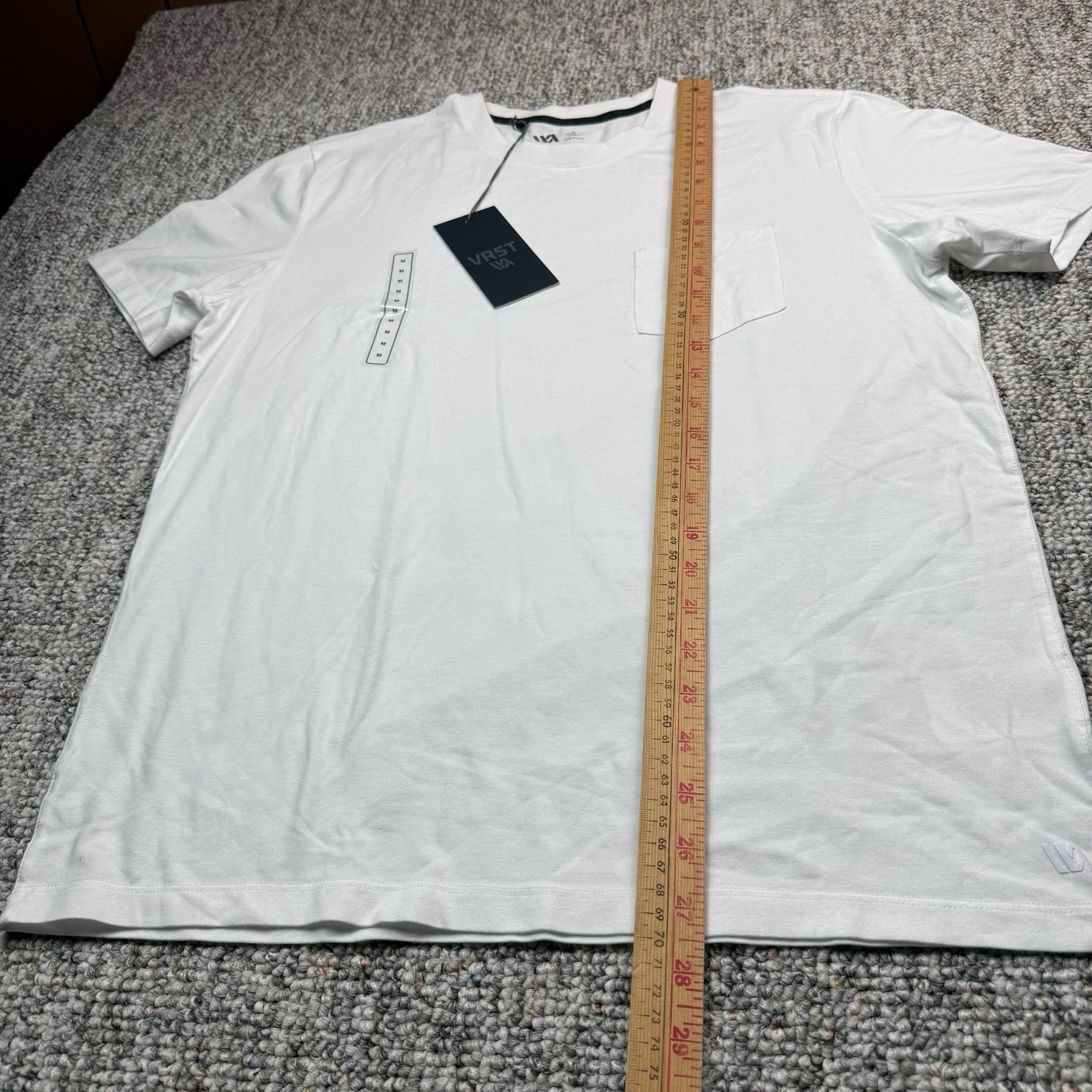VRST Shirt Mens Medium Essential Pocket Tee Short Sleeve White NWT gallery