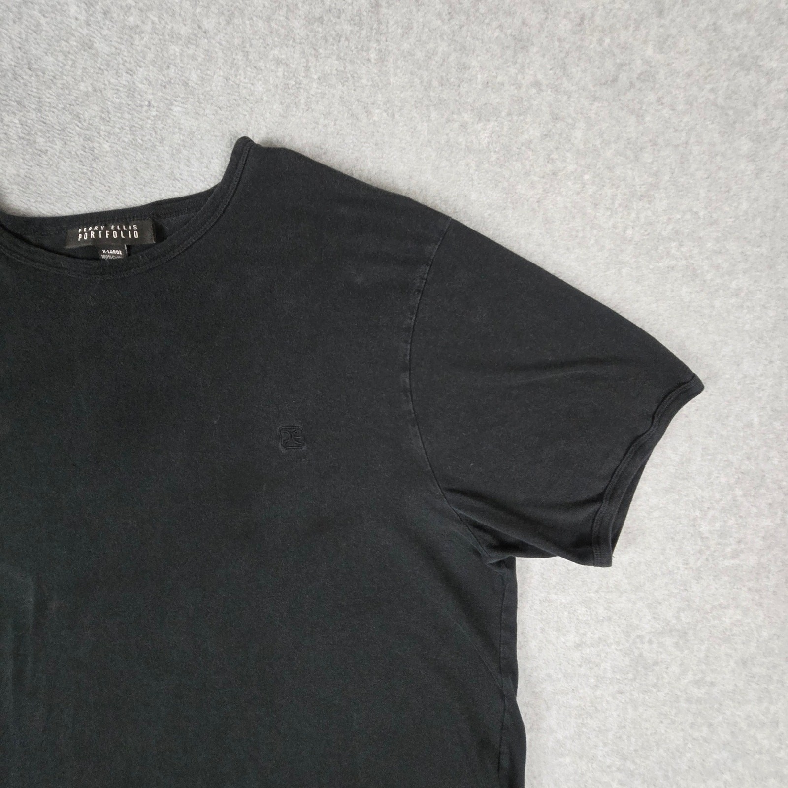 Perry Ellis Portfolio T Shirt Size XL Black gallery
