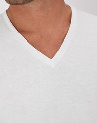 Hanes Men’s FreshIQ Undershirt 6-Pack V-Neck Men’s Shirts TAGLESS Comfort Soft