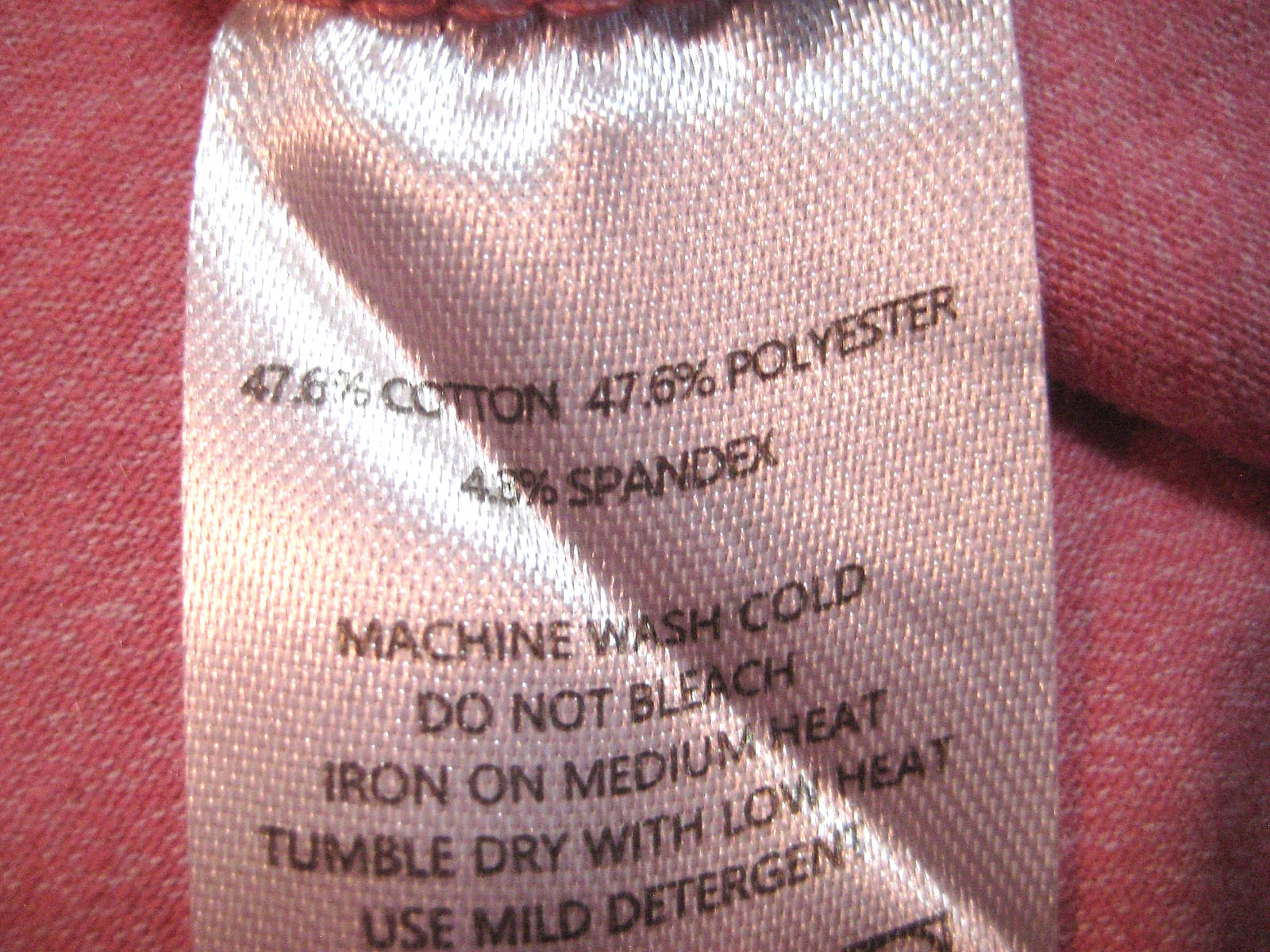 EUC- Unique Blend 47.6% Cotton; 47.6% Polyester; 4.8% Spandex T-Shirt Size XL gallery