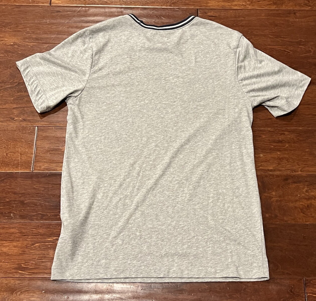 Nike USA Olympic Team Gray Red Mens Women's Small Heritage Crest Logo T Shirt gallery