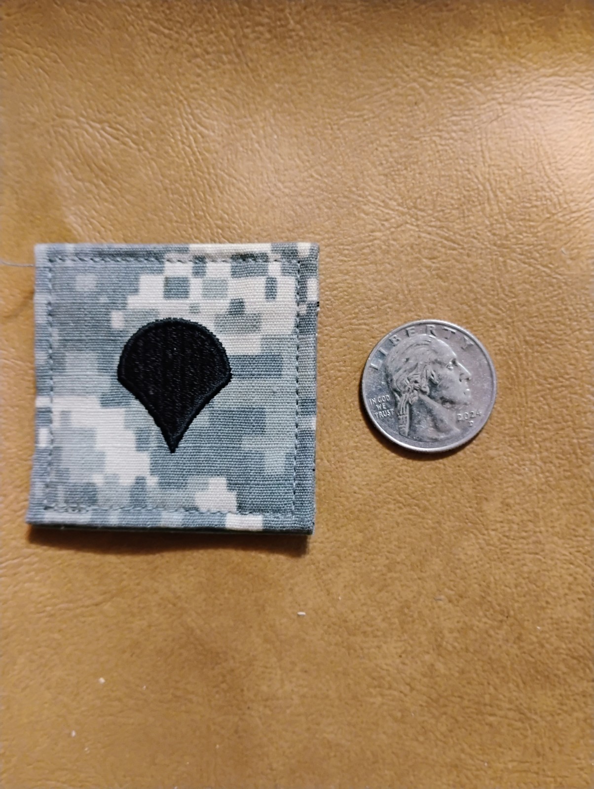 Military Patch US Army Specialist SPC/E-4 Shirt Rank ACU Hook and Loop V7