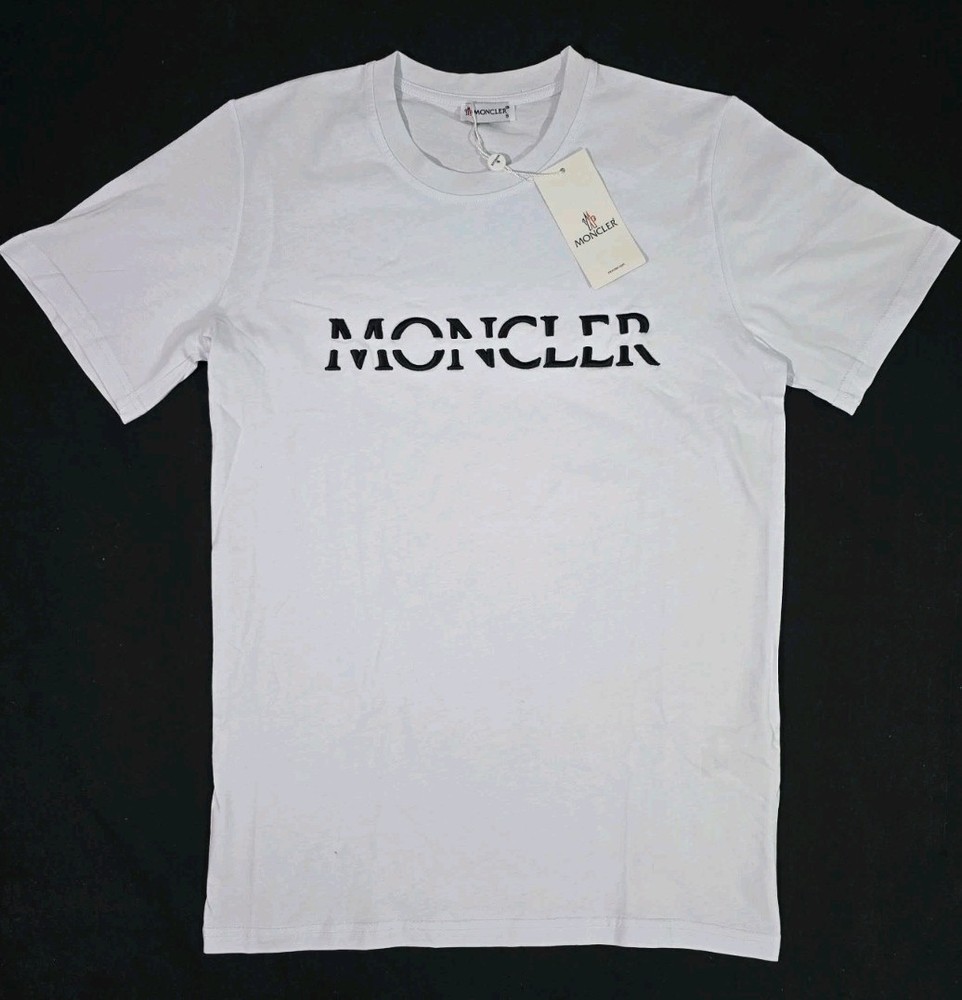 Moncler Designer Embroidered Logo Men’s White Shortsleeve T-Shirt Size Small NWT