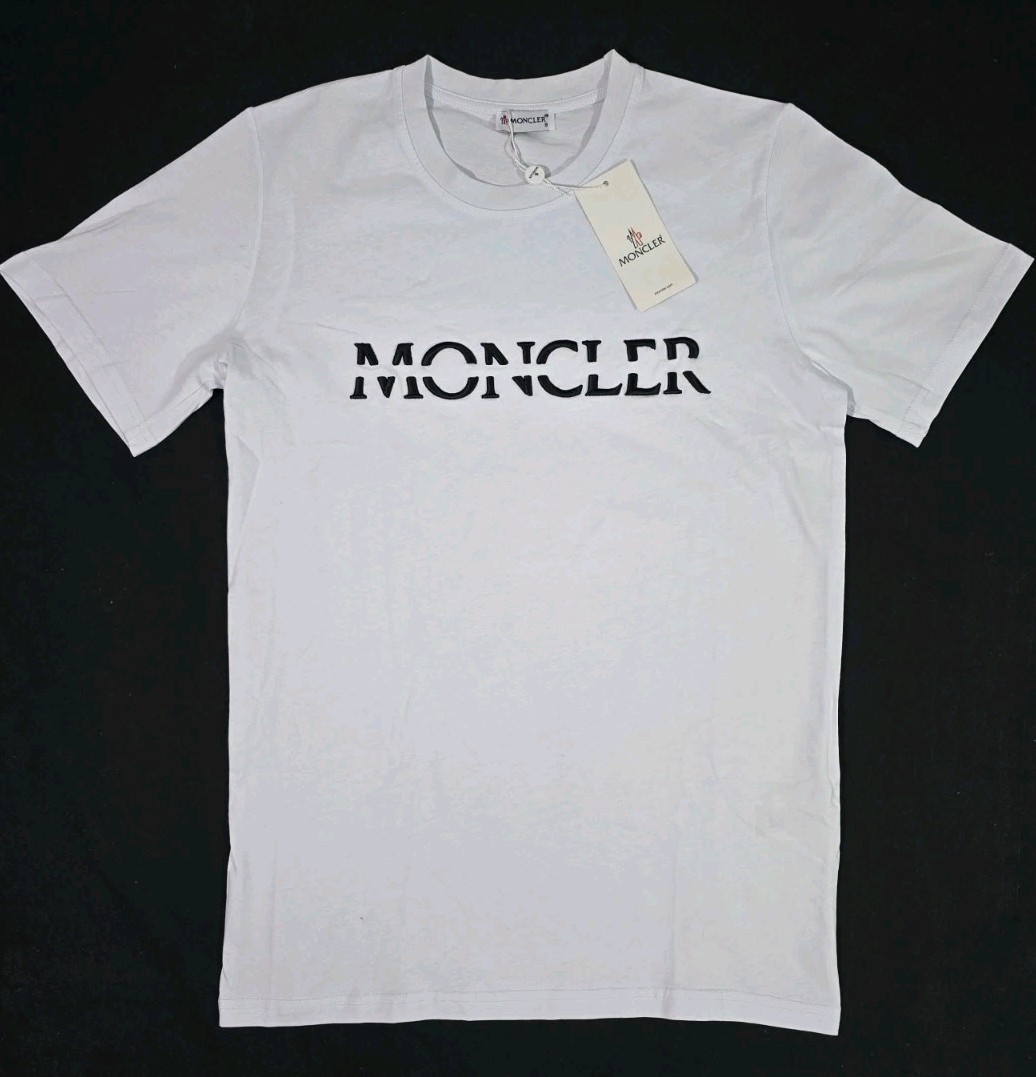 Moncler Designer Embroidered Logo Men’s White Shortsleeve T-Shirt Size Small NWT