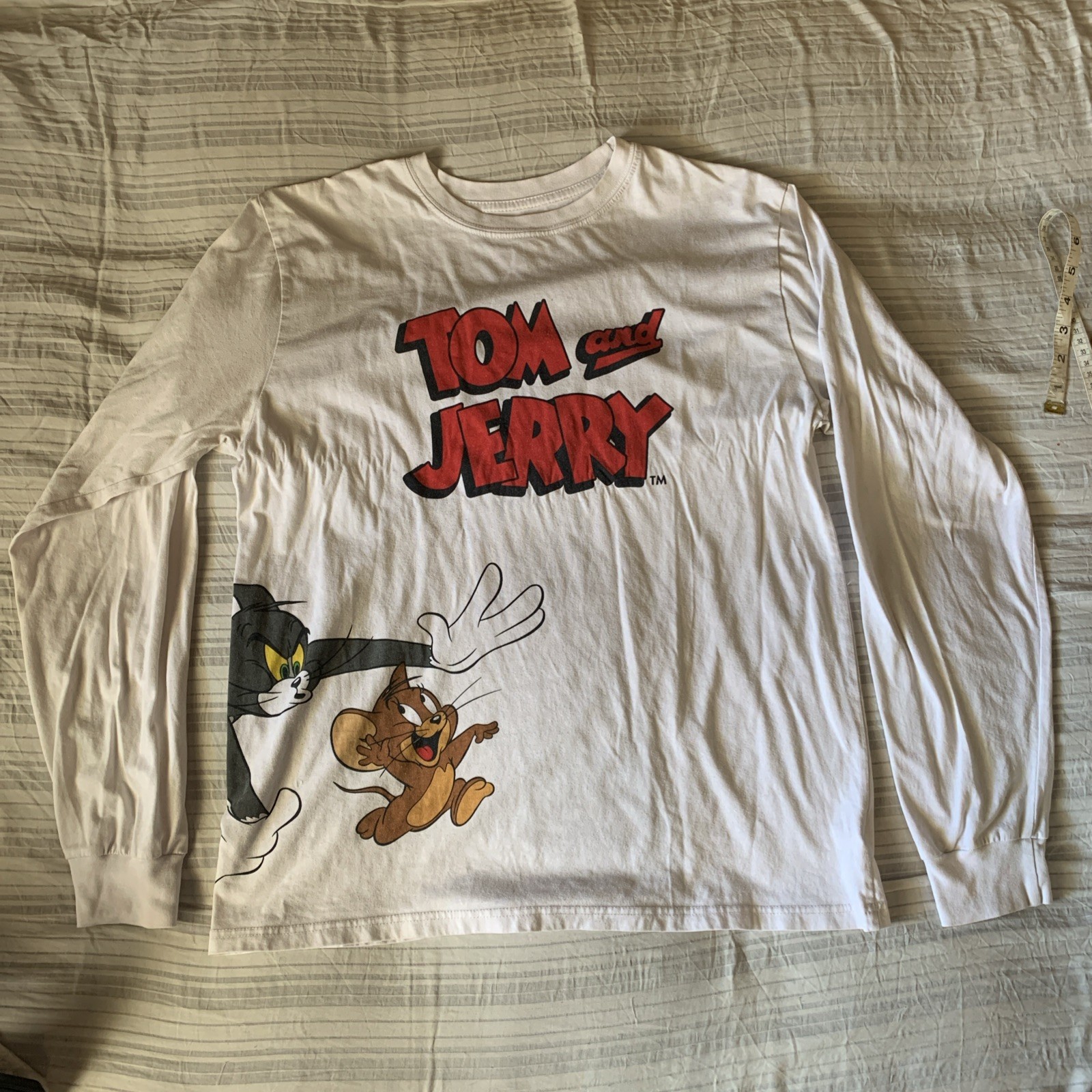 HANNA BARBERA L (42-44) White Graphic TOM & JERRY long Sleeve T Shirt