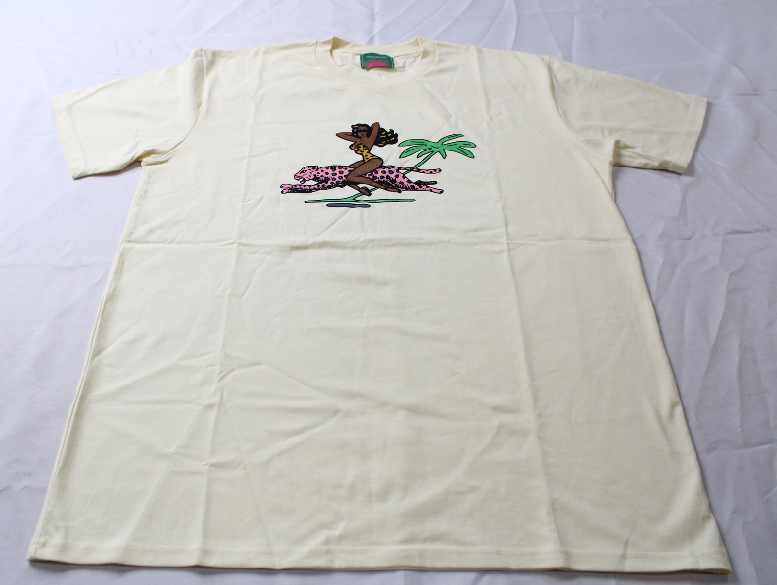The Paradise Suite x Bobby Joseph Adults’ Roberts Ave Tee NC3 Cream Size XL NWT