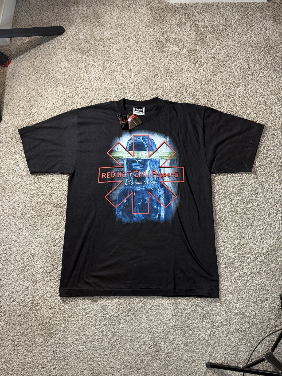 NWT The Roxx Red Hot Chili Peppers T-Shirt Men’s XL Black By The Way