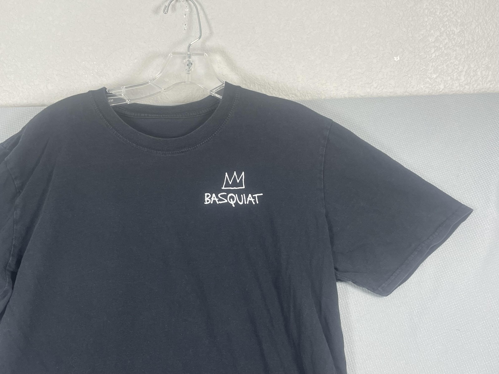 Basquiat T Shirt Mens Large Black Crown Logo Jazz Art Colorful Back Print gallery