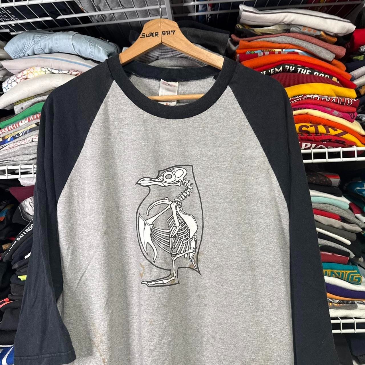 Y2K Madagascar research and development crew raglan t shirt XL gallery
